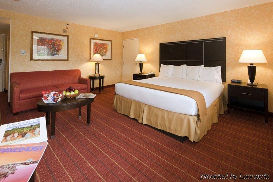 Holiday Inn Express Palm Desert By Ihg Pokój zdjęcie